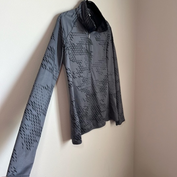 Under Armour Womens Heat Gear Fitted 1/2 Zip Pull Over Allover Print Gray Medium - Picture 6 of 13